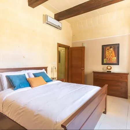 Inzolia - Peaceful With Pool *