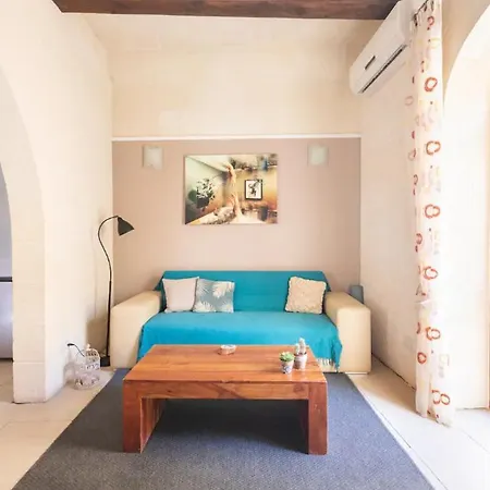 Homestay szállás Inzolia - Peaceful With Pool *