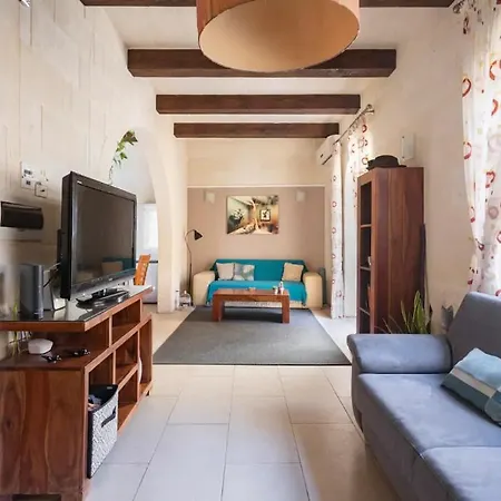 Privat bolig Inzolia - Peaceful With Pool *