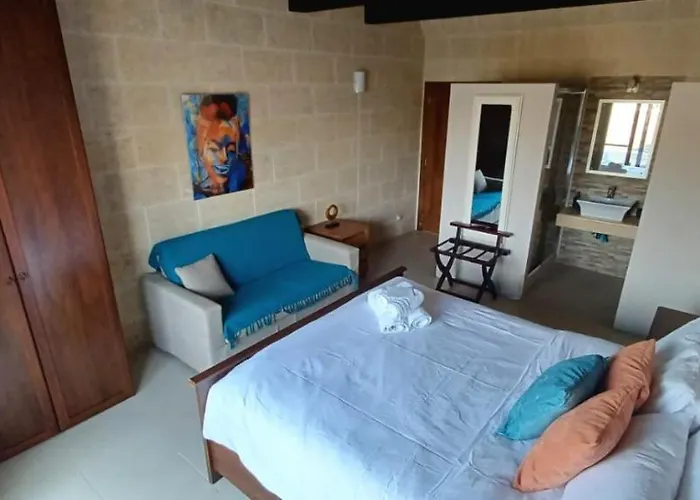 Inzolia - Peaceful With Pool *